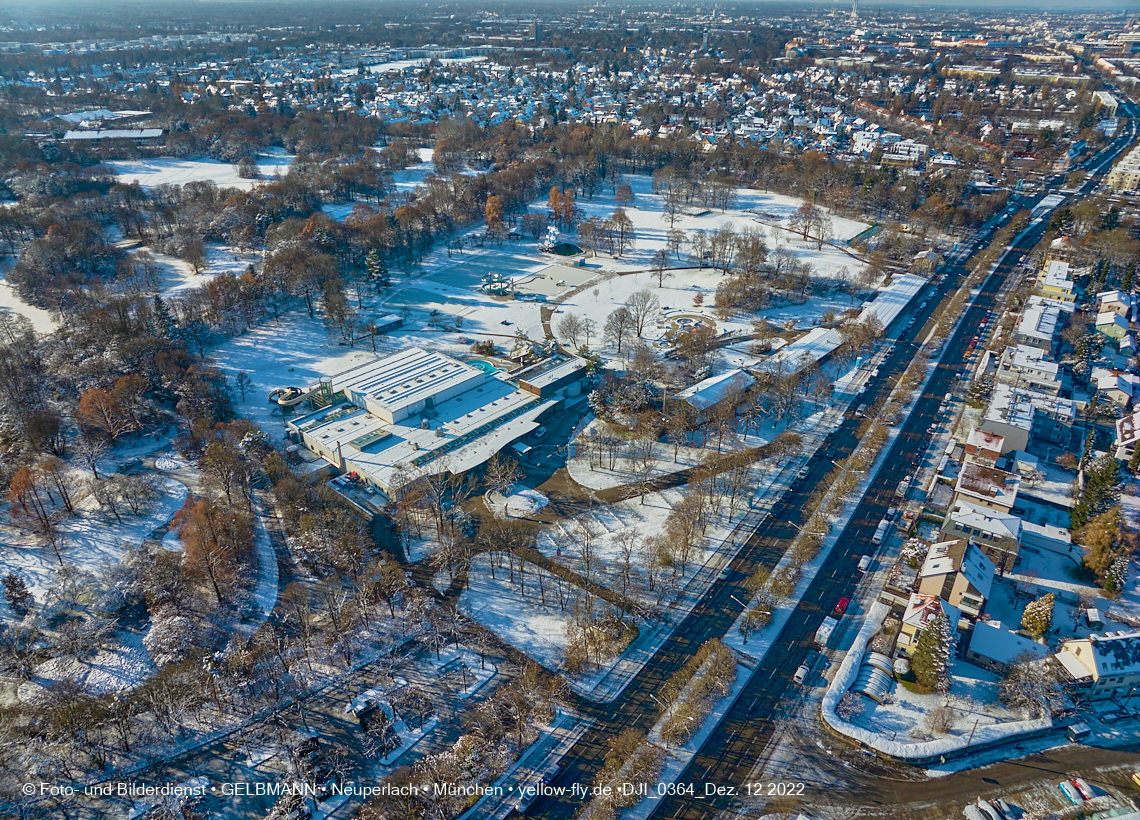 12.12.2022 -  Ostparksee mit Umgebung in Neuperlach